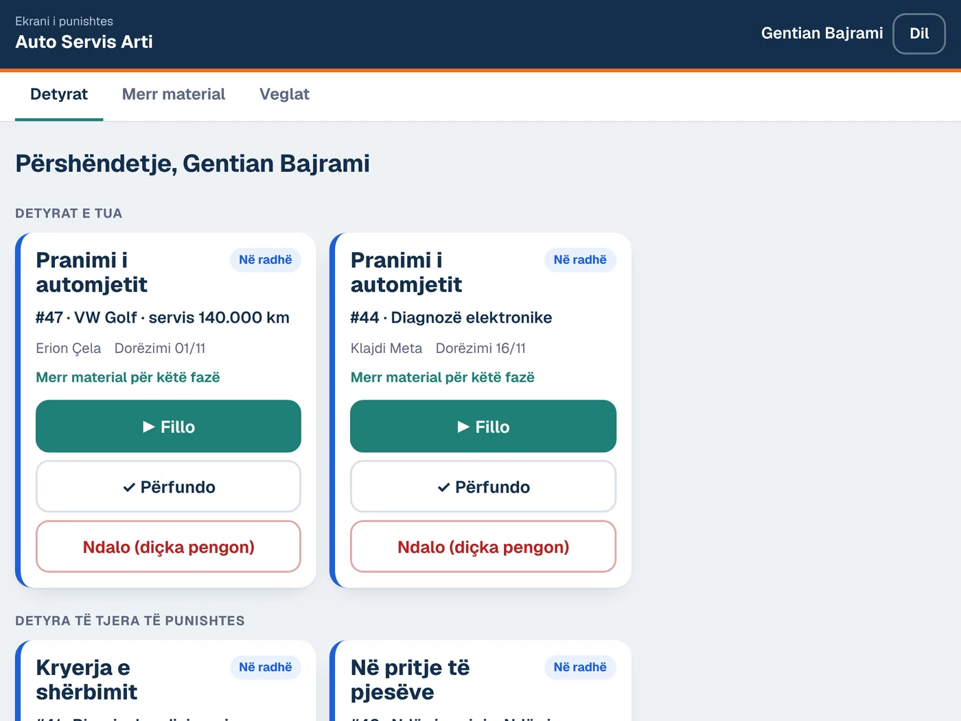 Ekrani i punës në tablet, me butonat Fillo dhe Përfundo